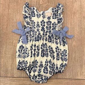 Pink Chicken Floral Bow Bubble Romper Onesie Size 6-12 Months